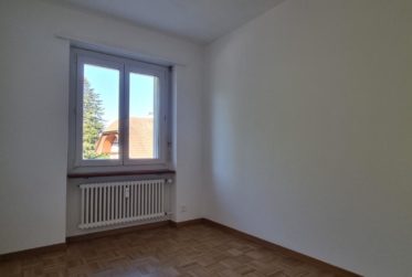A louer: Logement de 4.5 pièces dans un quartier paisible