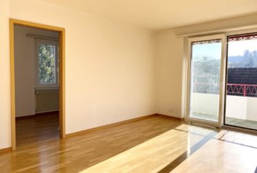 Bel appartement de 3.5 pièces au 3e étage à Büetigen