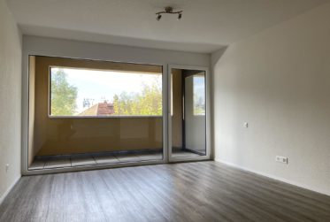 Geschützte 2.5-Zimmer-Wohnung im 1. Stock mit freier Aussicht
