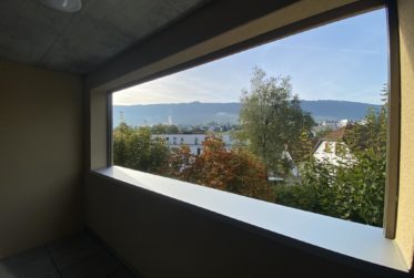 Geschützte 2.5-Zimmer-Wohnung im 1. Stock mit freier Aussicht