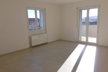 Zu vermieten in Orpond – 4-Zimmer-Wohnung mit Balkon