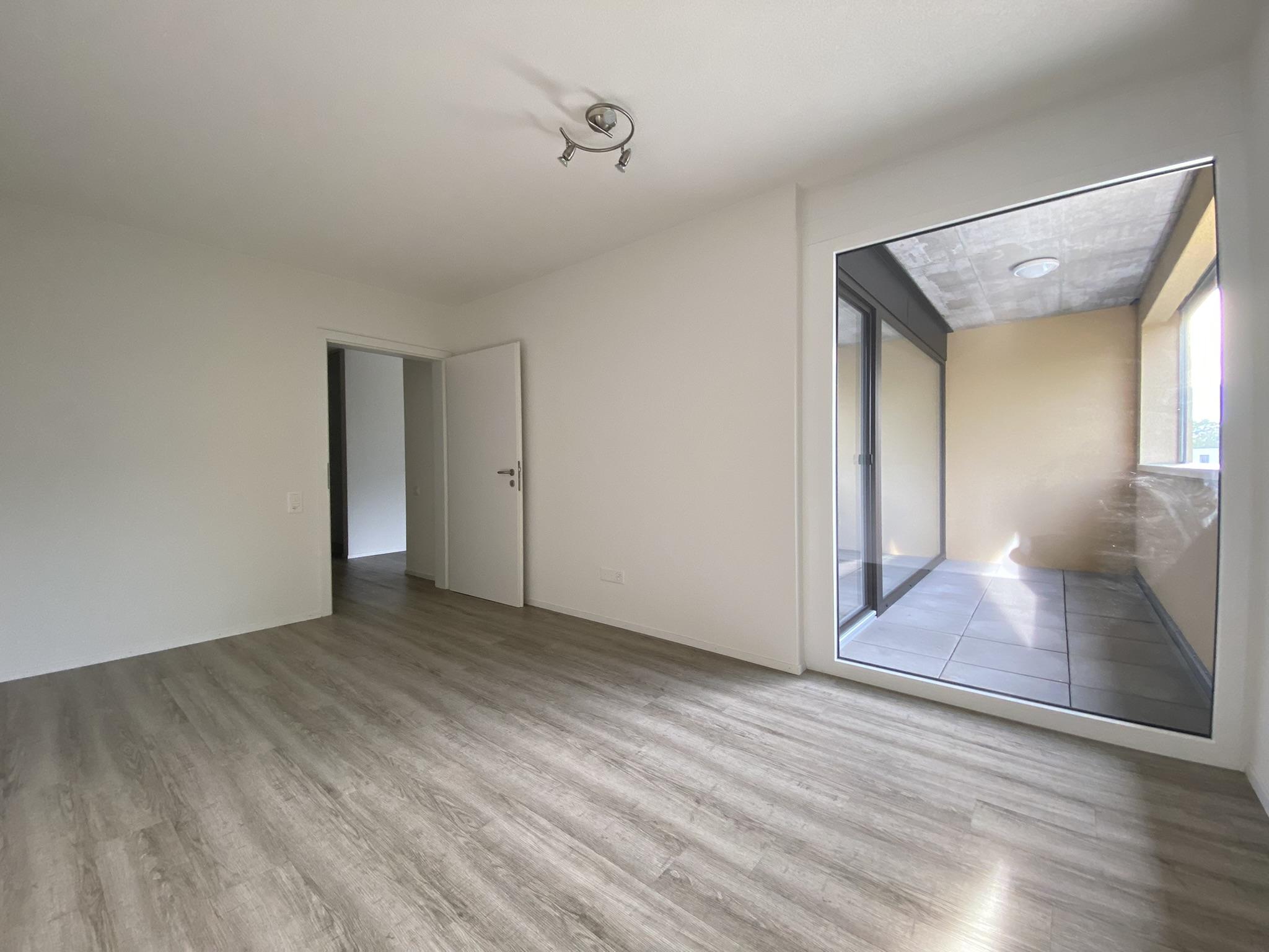Geschützte 2.5-Zimmer-Wohnung im 1. Stock mit freier Aussicht