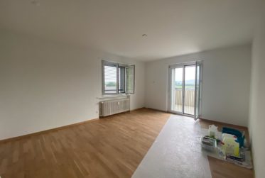 Zu vermieten in Orpond – 4-Zimmer-Wohnung mit Balkon