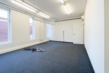 À louer – Spacieux local commercial moderne de 270 m²