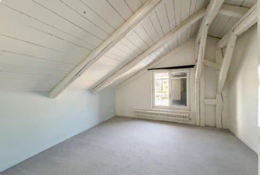 Aussergewöhnliche Duplexwohnung mit Panoramablick auf das Val-de-Ruz – 159 m² voller Charme