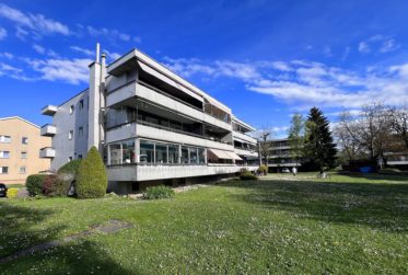 Grosszügige 5.5-Zimmer-Wohnung im Dachgeschoss mit Weitblick