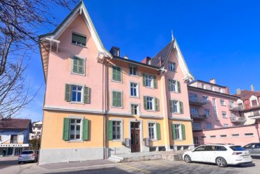 Renovierte 4.5 Zimmer-Wohnung