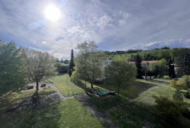 Grosszügige 5.5-Zimmer-Wohnung im Dachgeschoss mit Weitblick