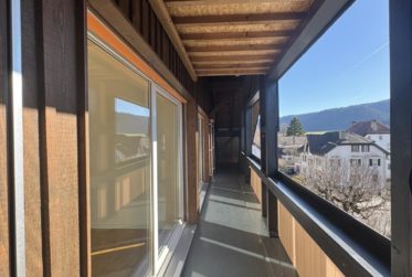 Grand appartement 4 pièces de 115 m² avec balcon – La Sagne