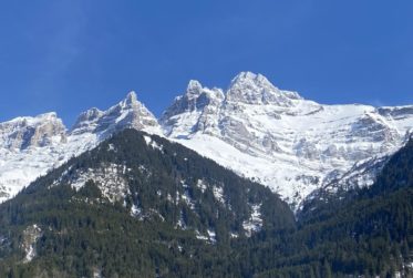Ihr Winter mit Blick auf die Dents du Midi